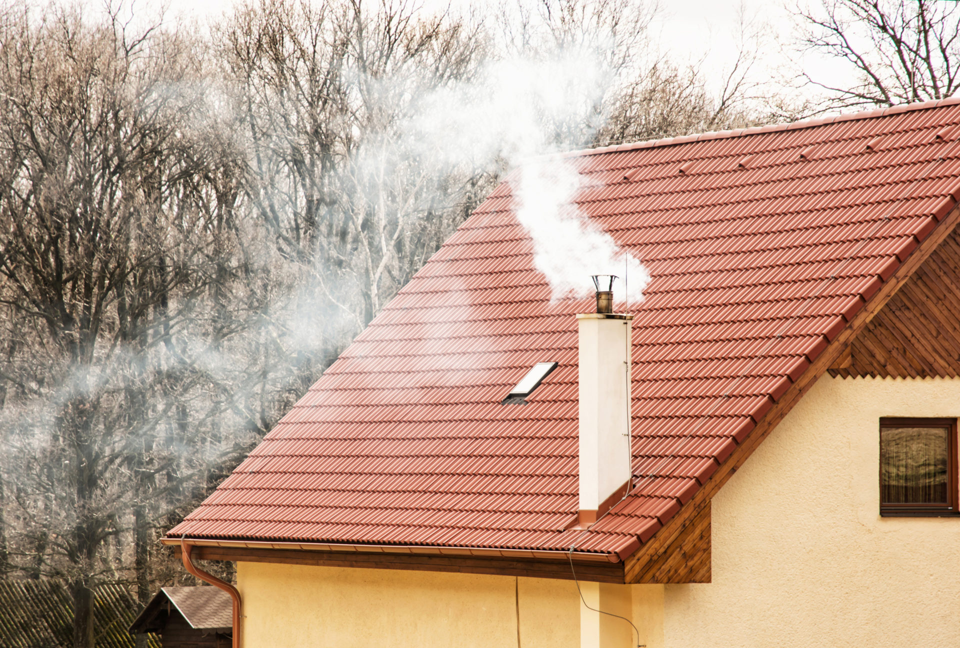 How Do You Know When Your Chimney Need Sweeping